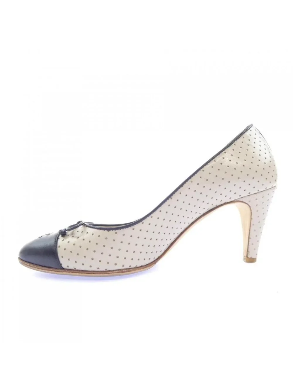 Chanel Pumps Heel Beige